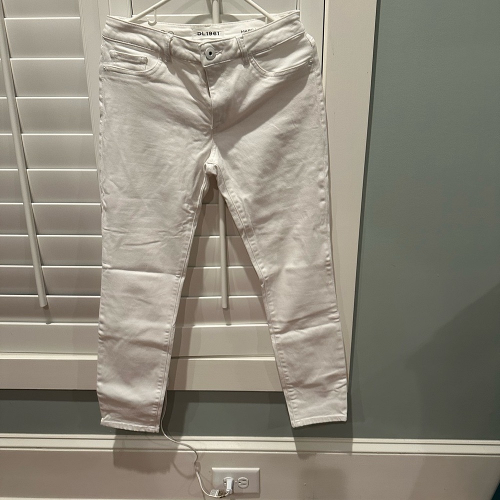 DL1961 size 29 Margaux